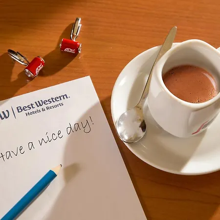 بِست ويستيرن بلو فندق