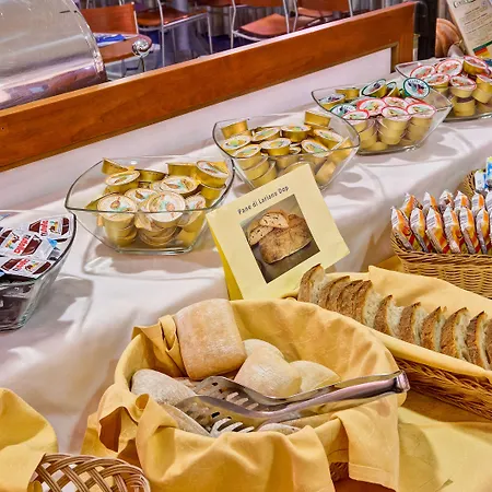 Western Blu Szálloda